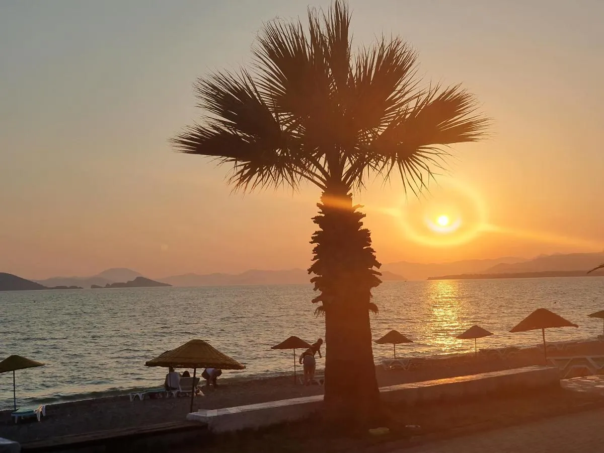 Appartamento Stunning Suite In Oeluedeniz With Seaview And Pool